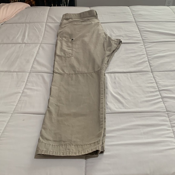 Khaki pants - Picture 4 of 8